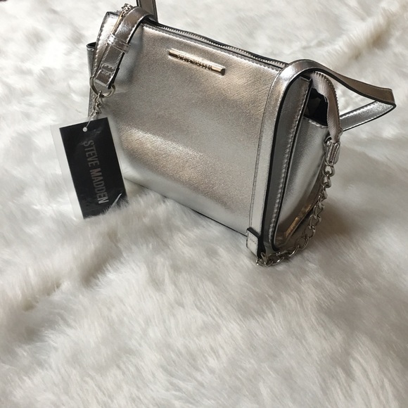 Steve Madden Metallic Silver Purse - Picture 2 of 8